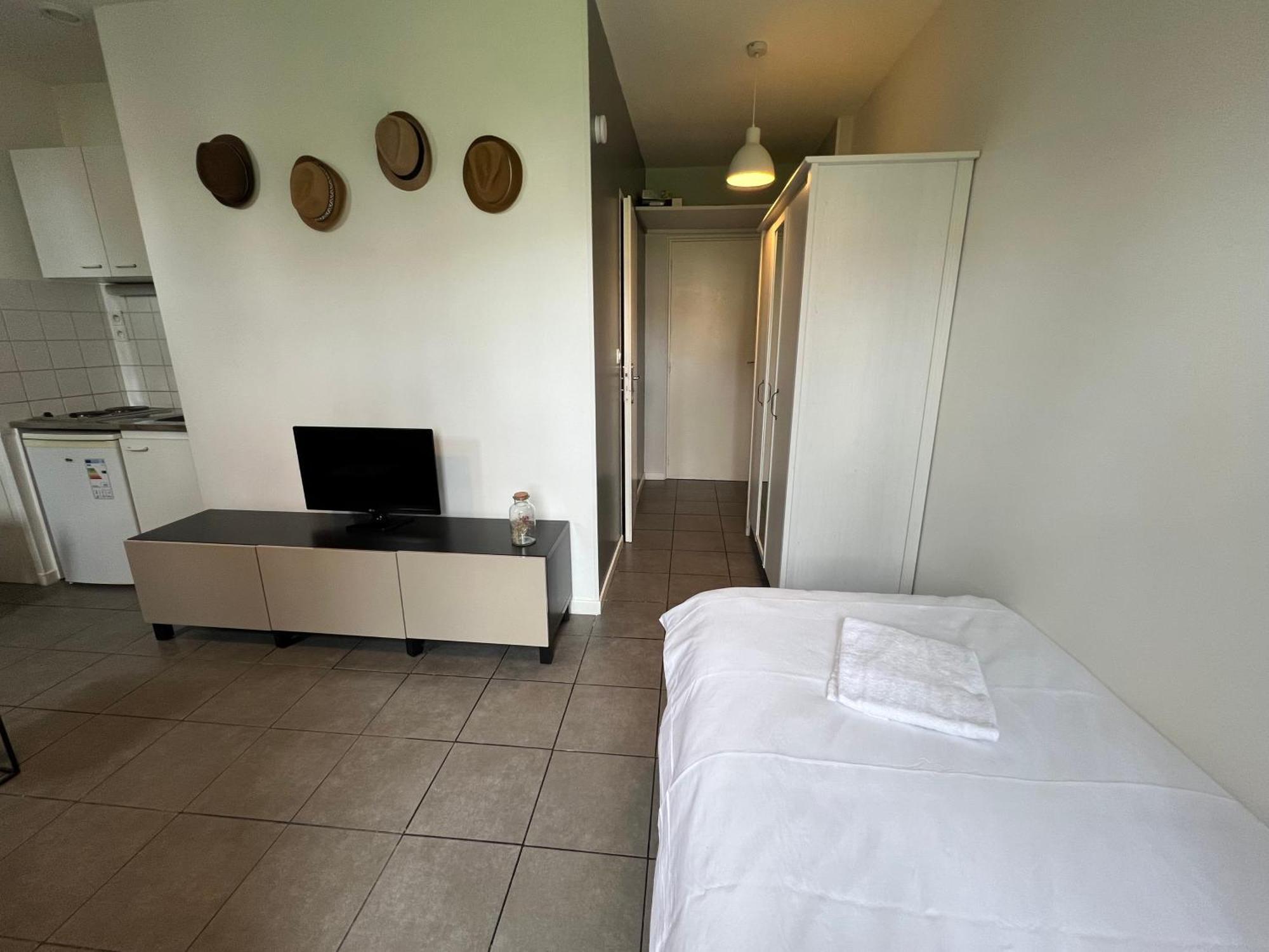 Apartamento La Paille Metz Luxembourg Parking Un-Sejour-A-Part Exterior foto