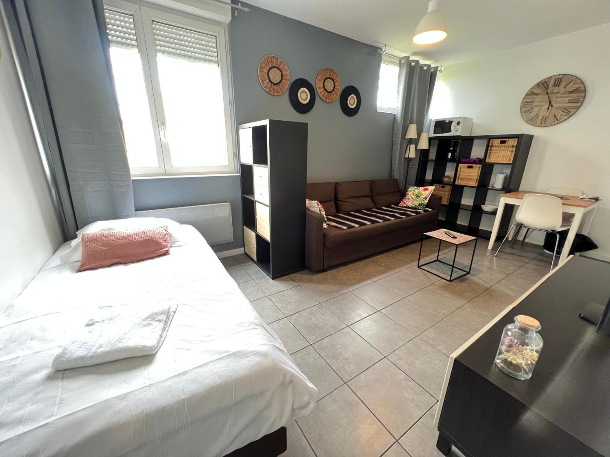 Apartamento La Paille Metz Luxembourg Parking Un-Sejour-A-Part Exterior foto